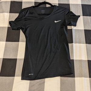 black Nike Pro T-shirt